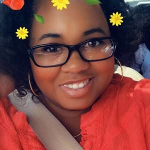 Meet your Posher, Carla